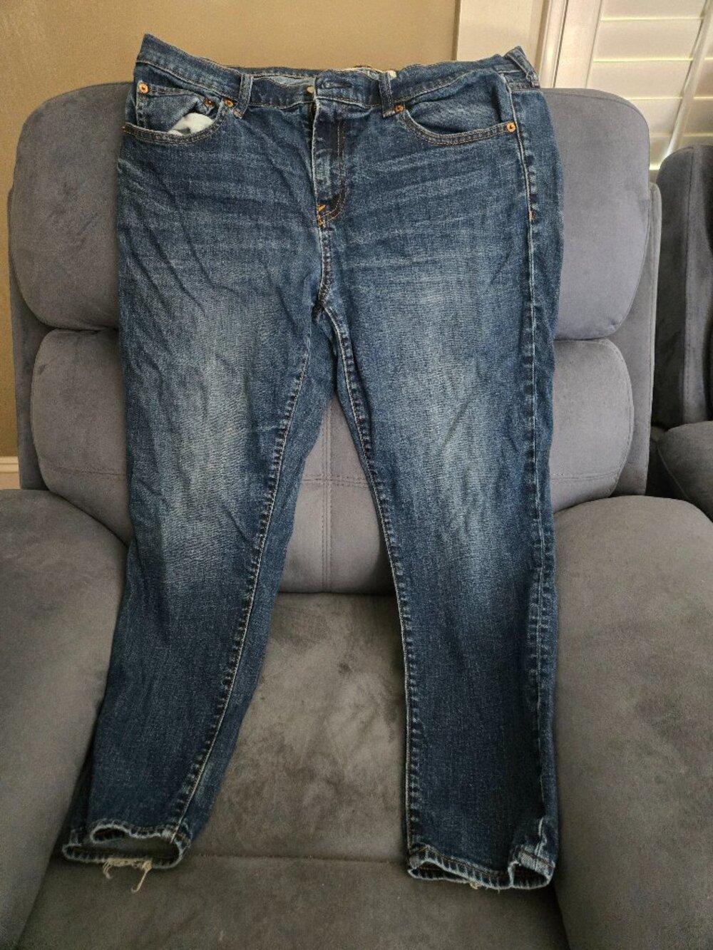 Gap jeans girlfriend 69.